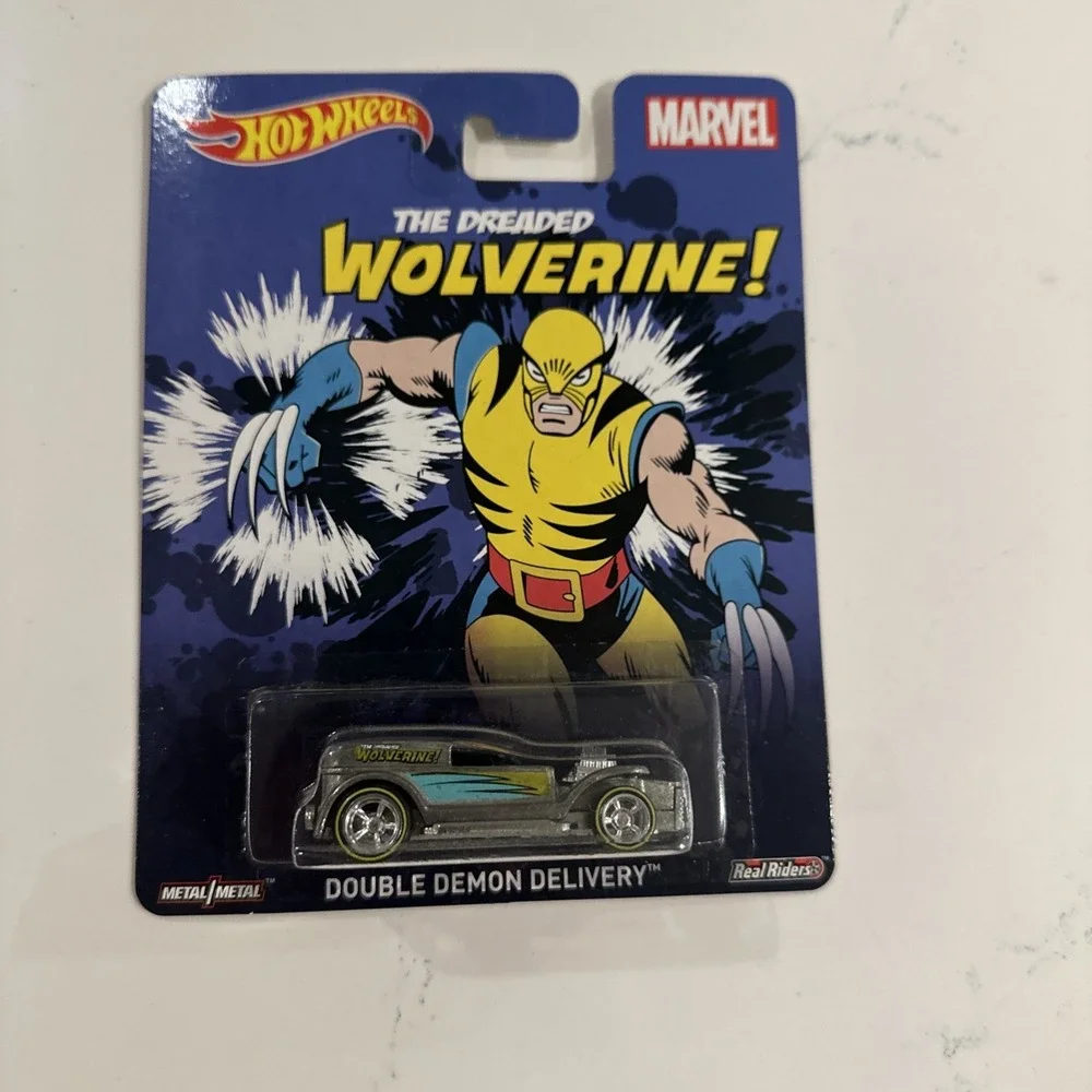 Hot Wheels Pop Culture Marvel Wolverine Double Demon Delivery Real Riders 2015